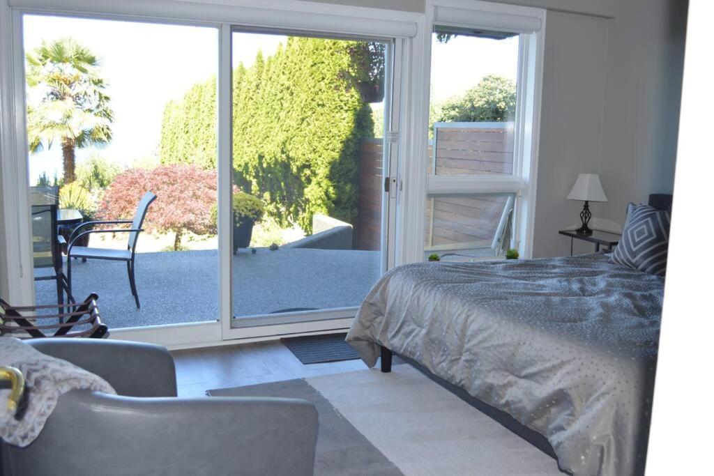 1-Bedroom Seaview Guesthouse On Seattle Luxury Estate With Views Of Olympic Mountains Exteriér fotografie
