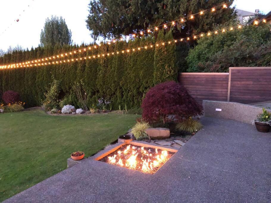1-Bedroom Seaview Guesthouse On Seattle Luxury Estate With Views Of Olympic Mountains Exteriér fotografie