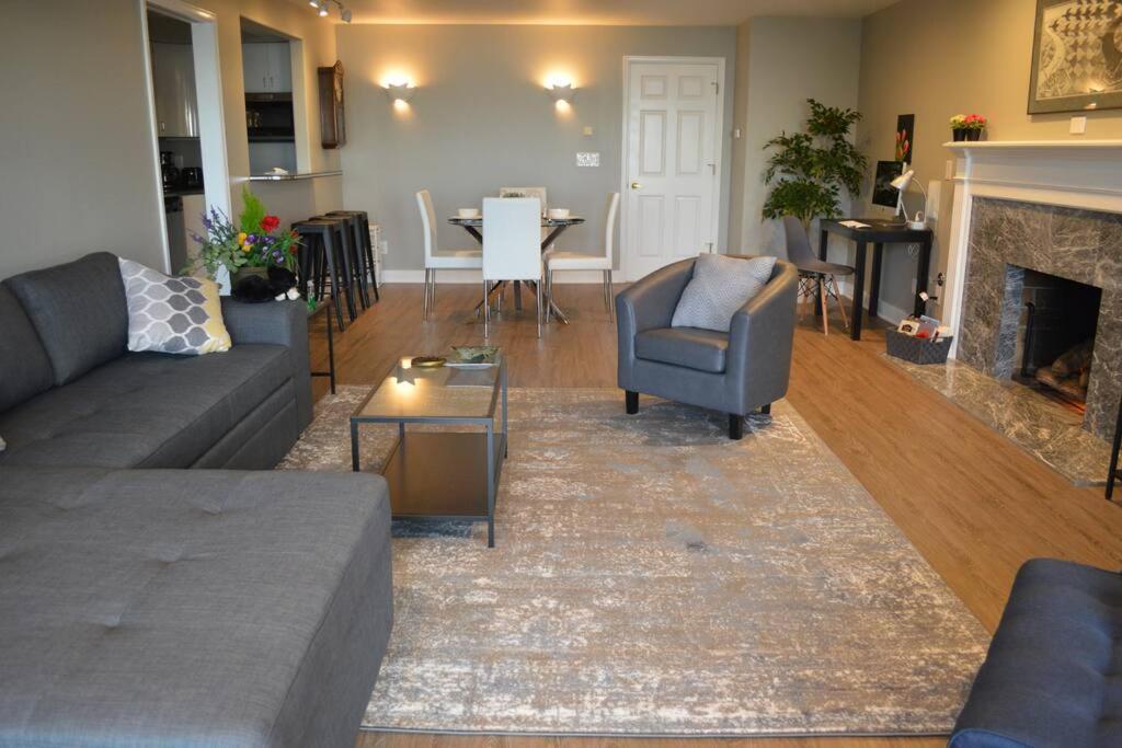 1-Bedroom Seaview Guesthouse On Seattle Luxury Estate With Views Of Olympic Mountains Exteriér fotografie